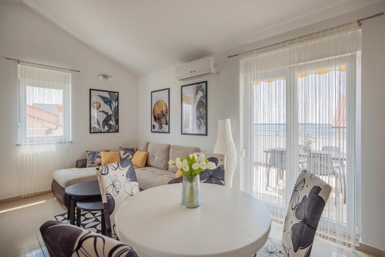 Ferienwohnung Chill 4 Real Sea View Mandre Exterior foto